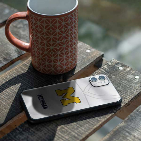 University of Michigan White Jersey iPhone 11 Skin
